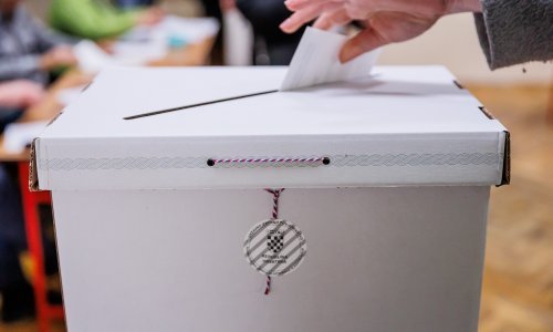 Bilo je pod upitnikom: Otvara se i biračko mjesto u Los Angelesu