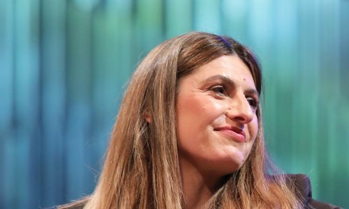 Dugo je nismo vidjeli, a sad će zapjevati na Dori i to na francuskom