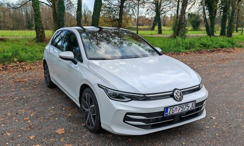 Vozili smo VW Golf 8 1.5 eTSI DSG 50 Edition: Posebna serija jednog od najomiljenijih automobila