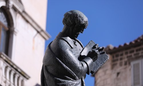 Izložba o Maruliću i Splitu 18. siječnja na Europskom trgu u Zagrebu
