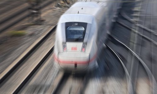 Vlak naletio na radnika HŽ-a, poginuo na licu mjesta