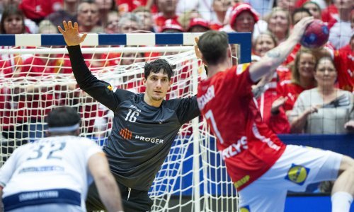 Pogledajte najbizarniji gol na Svjetskom prvenstvu; golman obranio udarac, a onda...