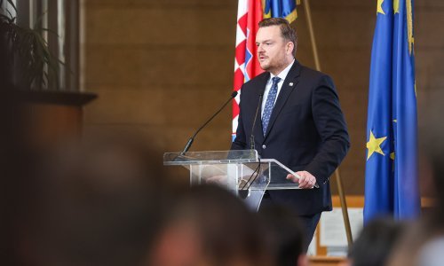 Građani se pomamili za novim trezorcima, prvog dana upisano gotovo 130 milijuna eura