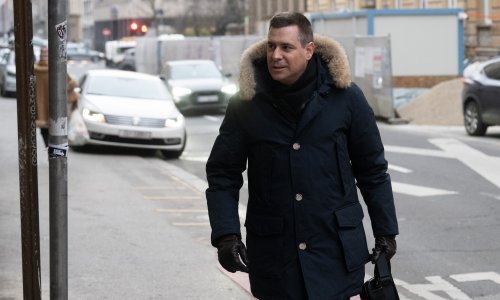 Herman: Možete li mene zamisliti da kao bećar pucam pištoljem kroz prozor od auta?