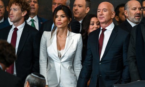 Lauren Sanchez istaknula raskošni dekolte u čipkastom korzetu na inauguraciji