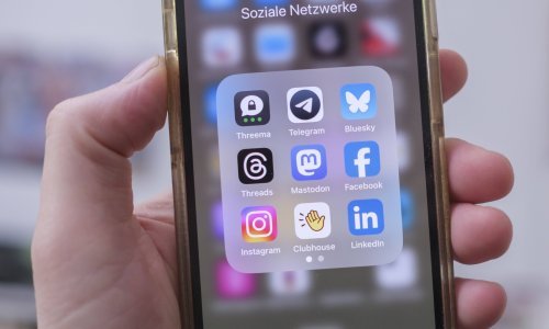 Tri u jedan: Pogledajte kako pratiti Bluesky, Threads i Mastodon istovremeno