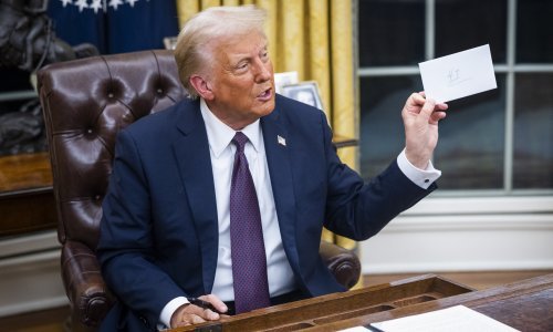 Otkriveno što je Biden napisao u pismu koje je ostavio Trumpu
