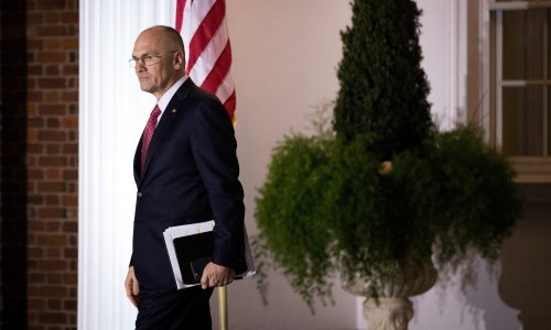 Novi američki veleposlanik u EU nema dobar odnos s Unijom, zaposlio je kućanicu na crno, a Trump ga hvali