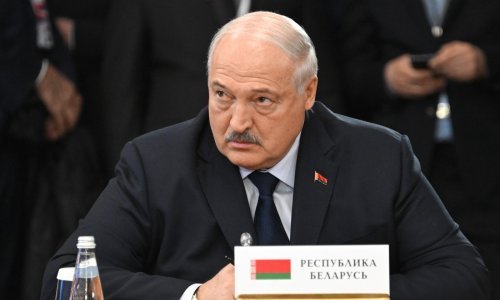 Lukašenko pobjedu na izborima slavi - Orešnicima. 'Stižu za nekoliko dana'