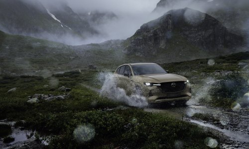 Mazda unaprijedila CX-60: Poboljšane performanse, usavršeni dizajn interijera i napredna tehnologija