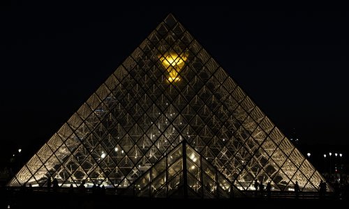 Muzej Louvre traži obnovu, razina zastarjelosti zabrinjavajuća