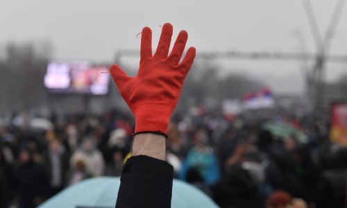 Hrvatski studenti solidarni s kolegama iz Srbije: 'Jedan svijet, jedna borba!'