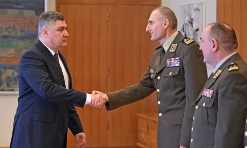Milanović se sastao s generalima: Štitit ću Hrvatsku vojsku od stranačke politike