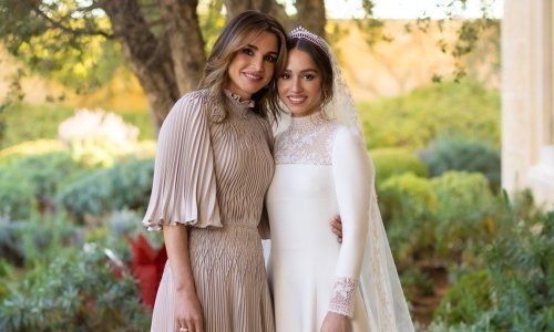 U kraljevsku obitelj stiže beba: Kraljica se pohvalila sretnim vijestima