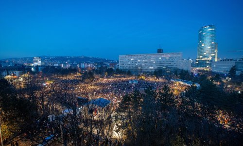 Prosvjedi u Slovačkoj sve masovniji: 'Dosta Fica!'