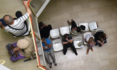 Mijenjaju se naknade za dugotrajno bolovanje: Poznat je i maksimalni iznos