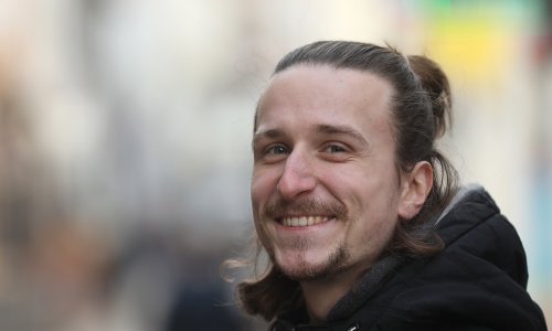 Mlada nada glumišta Jan Kovačić sin je Ivane Plechinger