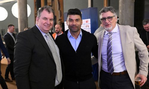 Jakov Kitarović se pojavio na večeri posvećenoj Dinamu i solidarnosti, Kolinde ni na vidiku