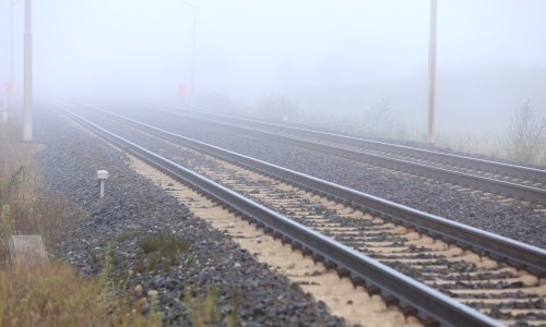 Zapalila se lokomotiva u Lepavini, zatvorena pruga za promet