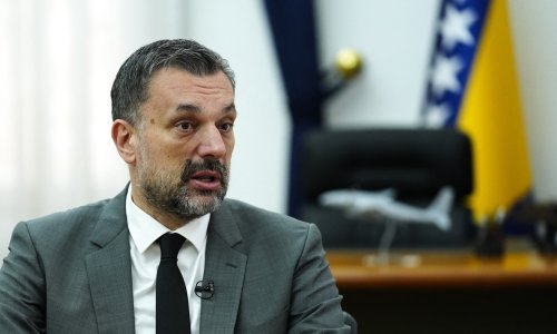 Konaković: Dodik je luđak i terorist, a s takvima nema dijaloga