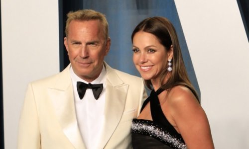 Zgodni bankar iz susjedstva: Tko je muškarac koji je oteo suprugu Kevinu Costneru?