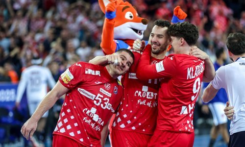 Srna oduševio Arenu; nagradu za igrača utakmice prepustio junaku iz sjene