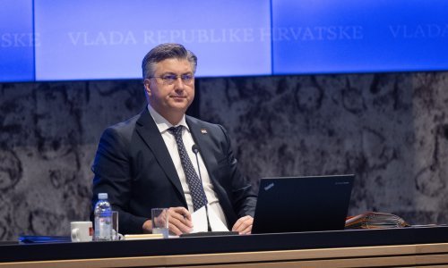 Vlada preispituje vlastitu odgovornost oko inflacije, izdat će novu rundu trezorskih zapisa