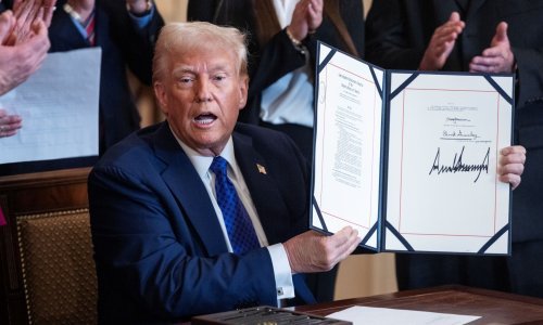 Trump odlučio: Od subote uvodi carine Kanadi, Meksiku i Kini