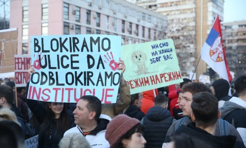 Nastavlja se blokada Mosta slobode u Novom Sadu
