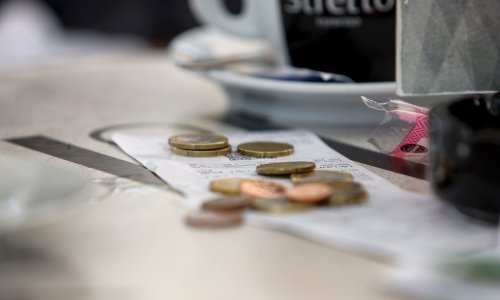 Hrvati ne škrtare na napojnicama: Ovoliko nismo davali dok je bila kuna