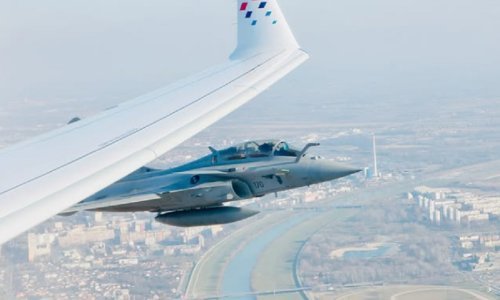 Pogledajte kako su Rafalei dopratili hrvatske rukometaše u domovinu