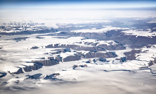 Znanstvenici alarmiraju: Grenlandska ledena ploča puca brže nego ikada