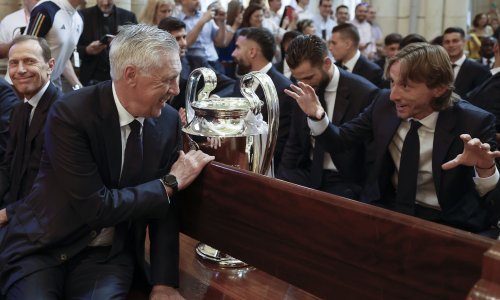 Španjolci otkrili zašto Modrić ne igra u prvih 11 iako Ancelotti i igrači to žele
