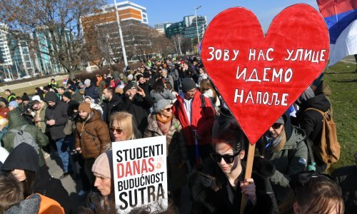Tisuće prosvjednika na ulicama srpskih gradova, 100 dana od tragedije u Novom Sadu