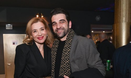 U seriji glume bivše ljubavnike: Zvijezde 'Kumova' ponovno zajedno