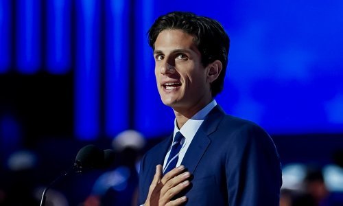 Unuk JFK-a priznao da je manipulirao javnošću: ‘Žao mi je svih koje sam povrijedio’