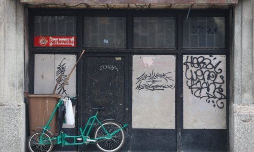 Pala fasada u centru Zagreba: 'Ljudi su još okolo u šoku stajali i gledali'