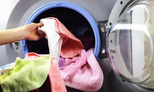 Znate li koju odjeću nikad ne biste smjeli prati s kapsulama za pranje rublja