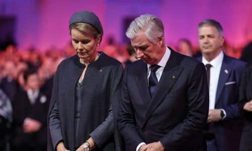 Tragedija izbjegnuta u posljednji tren: Avion s kraljicom prisilno sletio