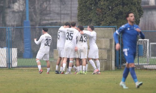 Lokomotiva u drami 11-eraca ispala od Sturma