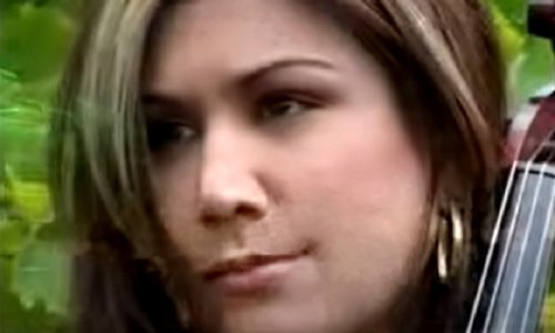 Svijetli pramenovi, tanke obrve: Ovako je Ana Rucner izgledala prije 24 godine