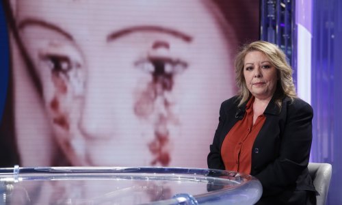 Kip Djevice Marije iz Međugorja s krvavim suzama privlačio hodočasnike. To je prijevara