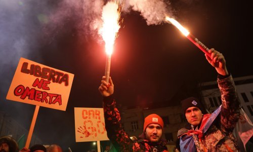 Početak bune protiv dahija: Studenti i građani cijeli dan blokirali Kragujevac