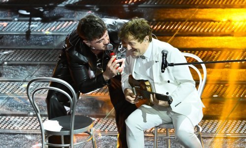 Goran Bregović nastupio na Sanremu: I to sa svojim mladim dvojnikom