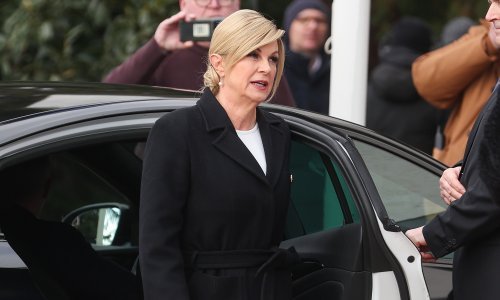 Nikamo bez Vuittonove torbe: Kolinda Grabar Kitarović chic cipele zamijenila je štiklama