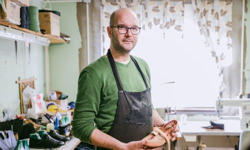 Kako je najgori odvjetnički vježbenik postao posljednji opančar Slavonije? 'Za velikog Srbina izrađujem opanke broj 50'