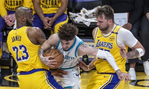 Luka Dončić i LeBron James doma izgubili od jedne od najlošijih momčadi NBA lige