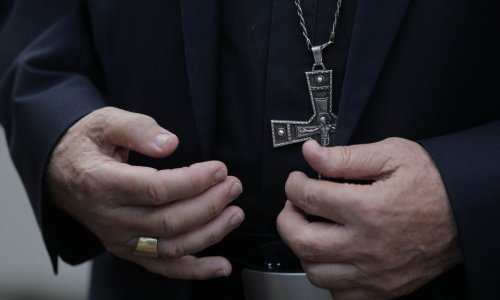 Teologinja nakon razotkrivanja svećenika pedofila s Hvara: Zašto nema odšteta za žrtve?