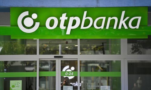 Još jedna banka odustala od podizanja naknada