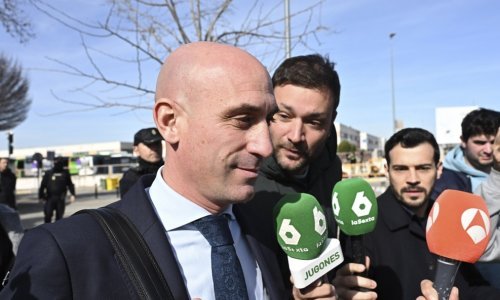 Rubiales za prisilni poljubac dobio novčanu kaznu, evo koliko mora platiti